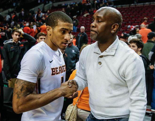 他们在关键 他们在关键